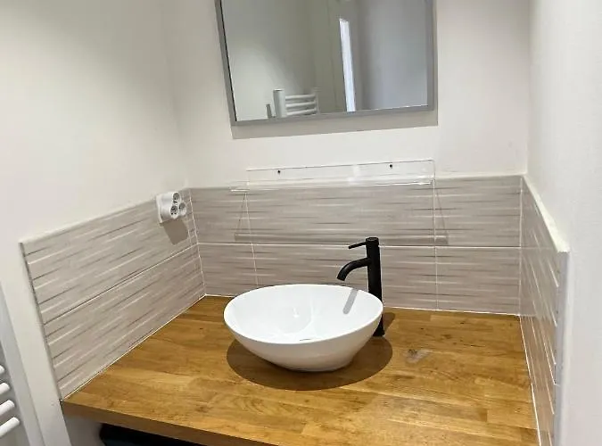 Superbe Mansarde Avec Mezzanine - Proche Centre Ville, Thermes, Aquensis * Bagnères-de-Bigorre